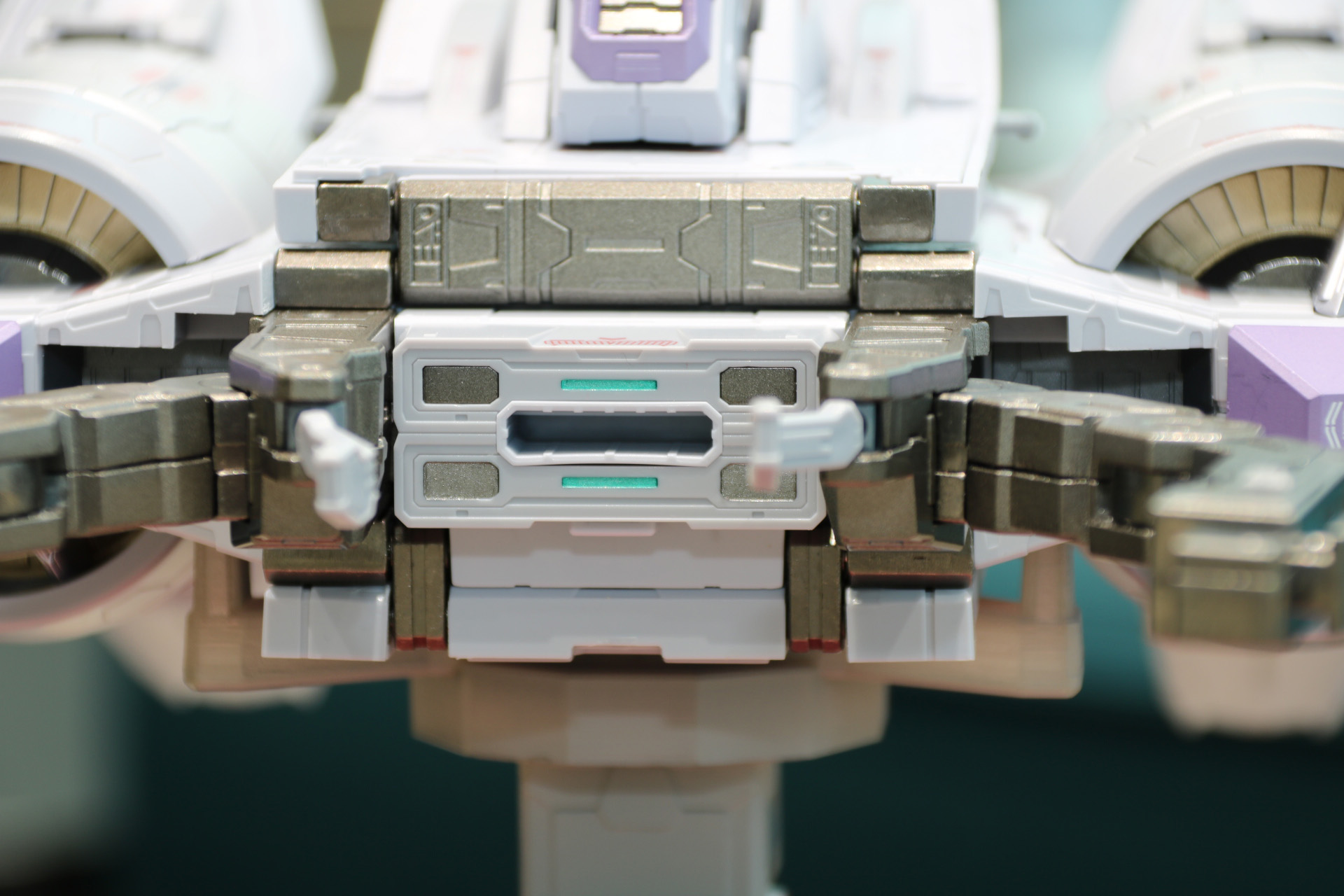 「METAL BUILD ミーティア」の接続口