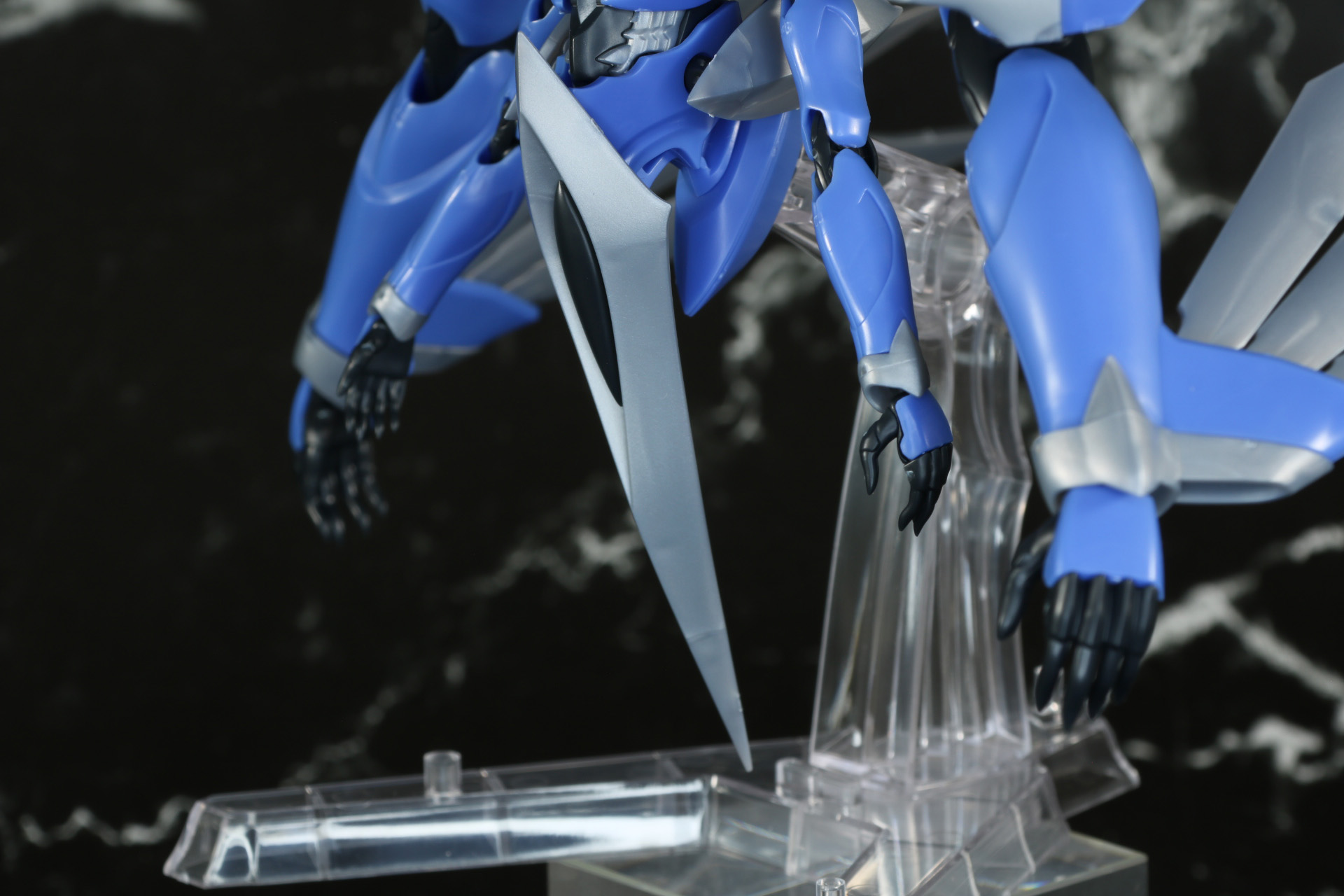 腰部アーマーを移動