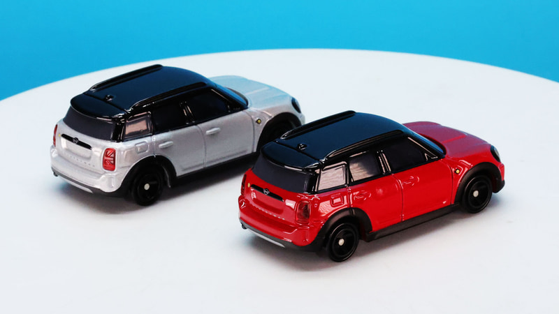 リアもまさしくMINIのデザインを踏襲しています