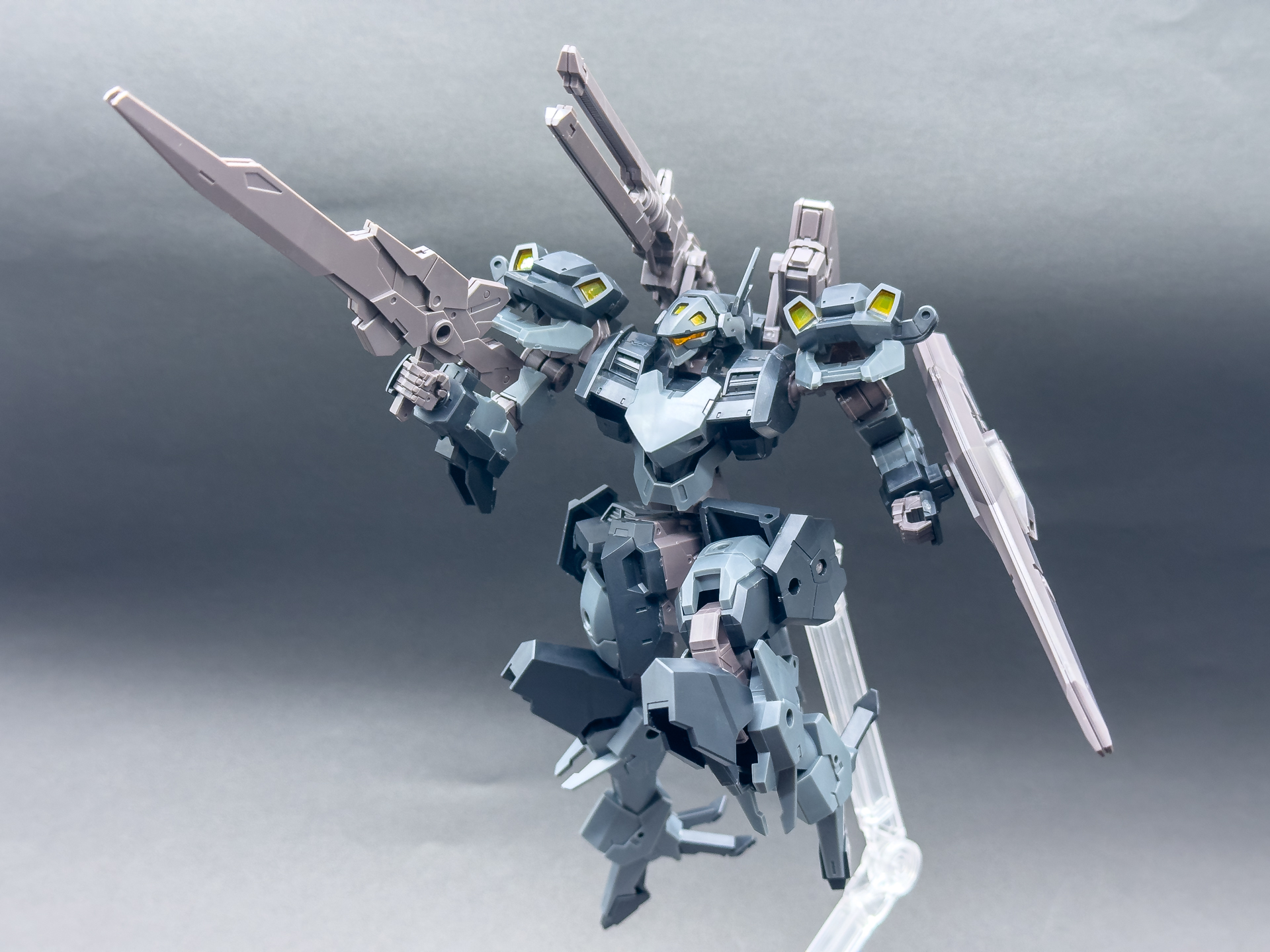 フレームパーツは完全新規造形パーツです。