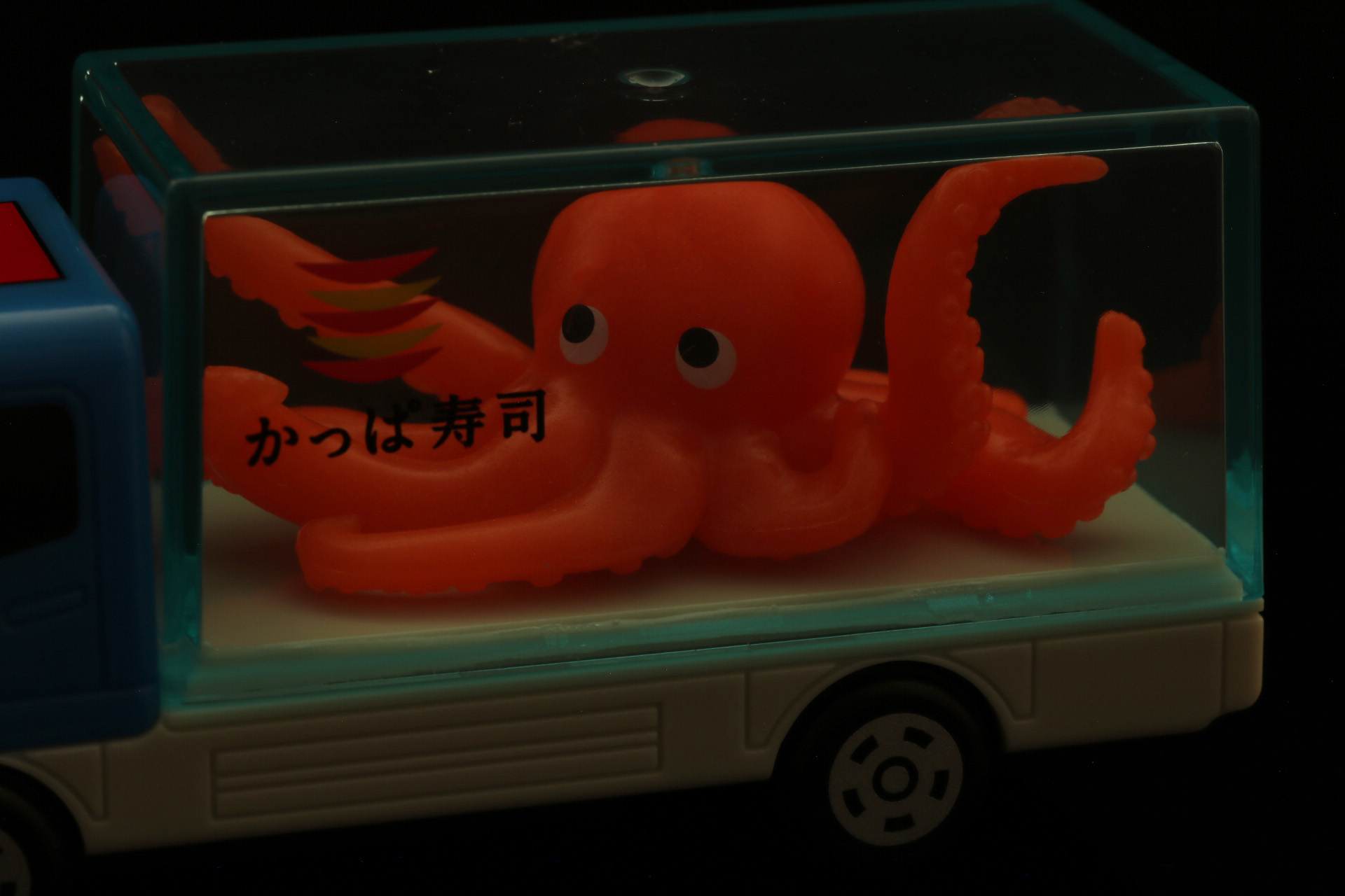 蓄光素材で暗いところでやさしく光るたこ