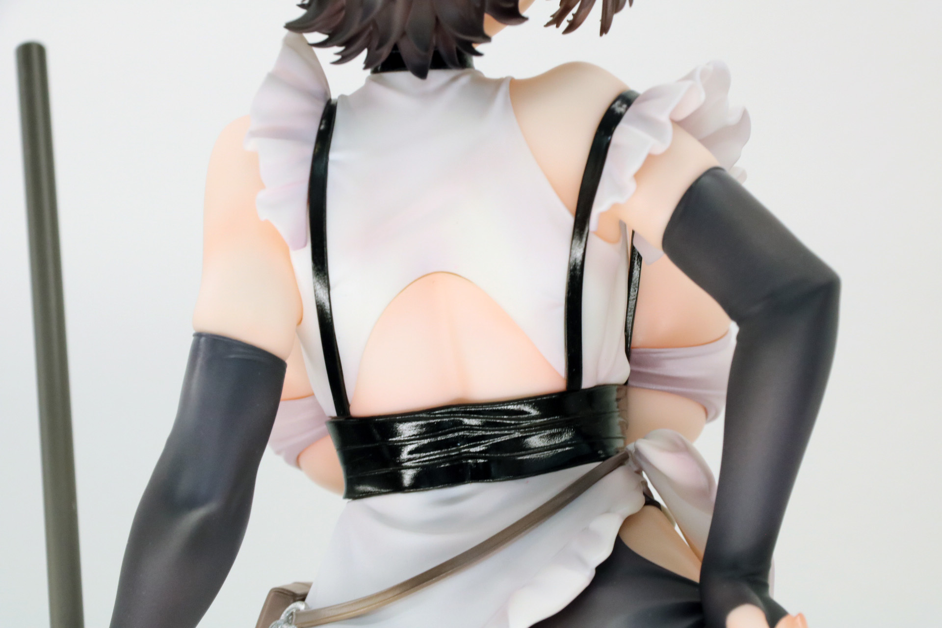 アクセサリーなども造形、彩色によって再現されている