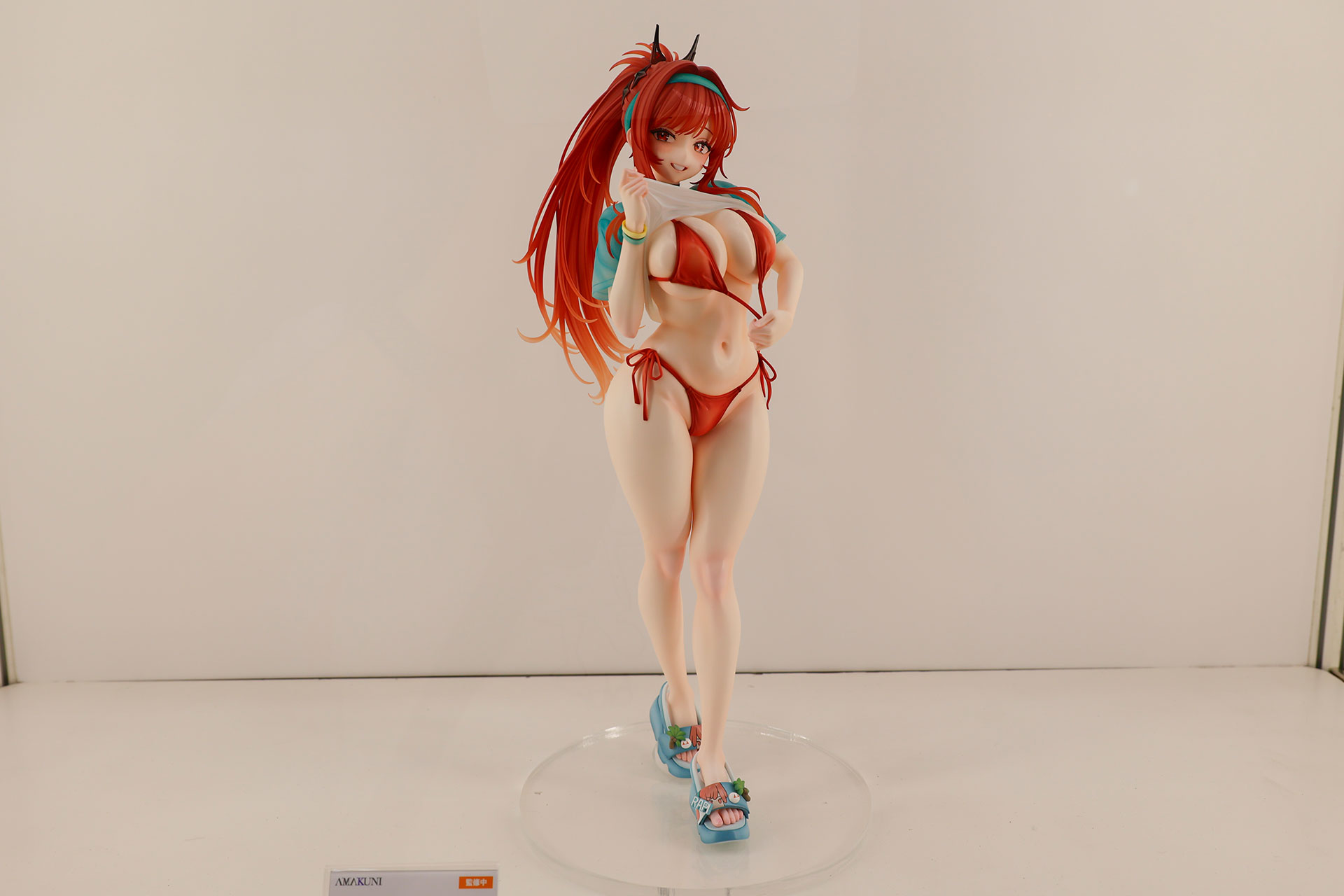 AMAKUNIから発売予定のフィギュア「勝利の女神:NIKKE ラピ:レッドフード レッドフレーバー」