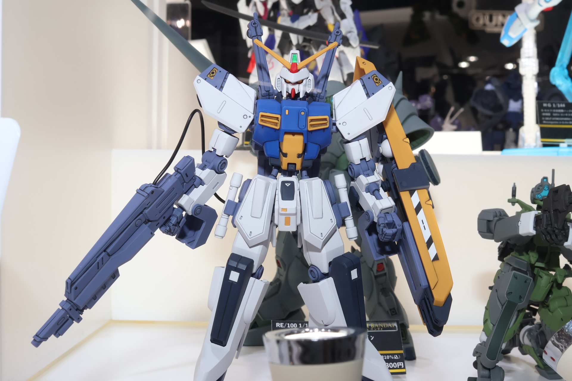 Dガンダムファーストを改修、戦闘用へと強化されたDガンダムセカンドを立体化