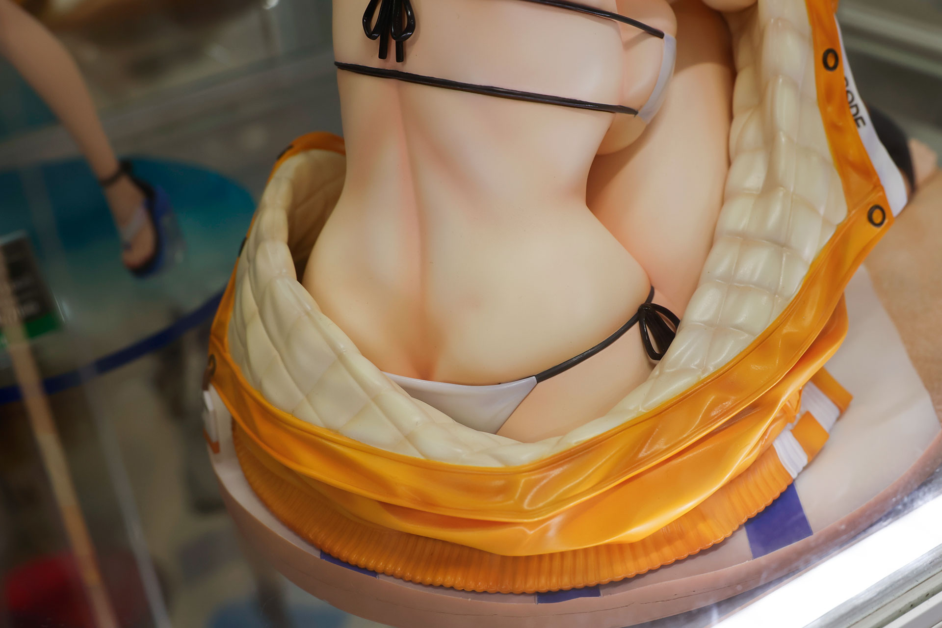 後ろ姿の造形も見事だ