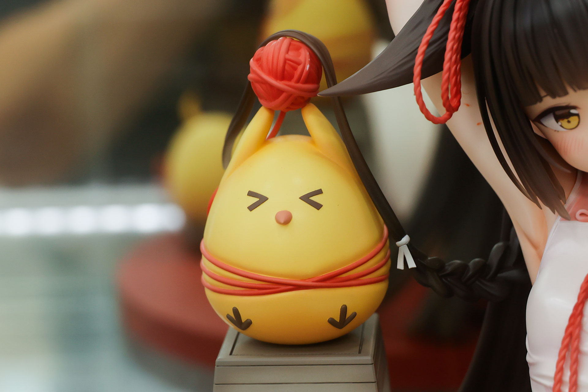 紐に巻き込まれてしまった饅頭の姿もしっかり再現！