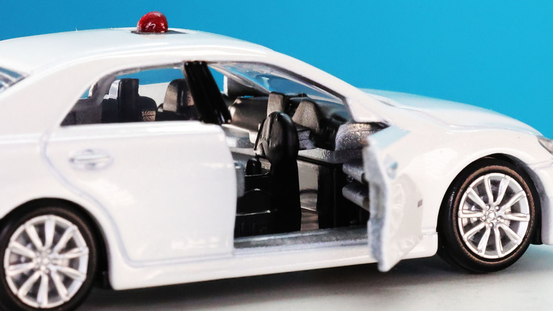 車内もディテールが凝っています
