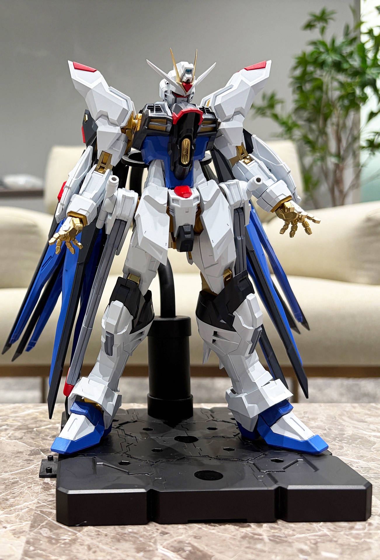 ABSOLUTE ACT ストライクフリーダムガンダム