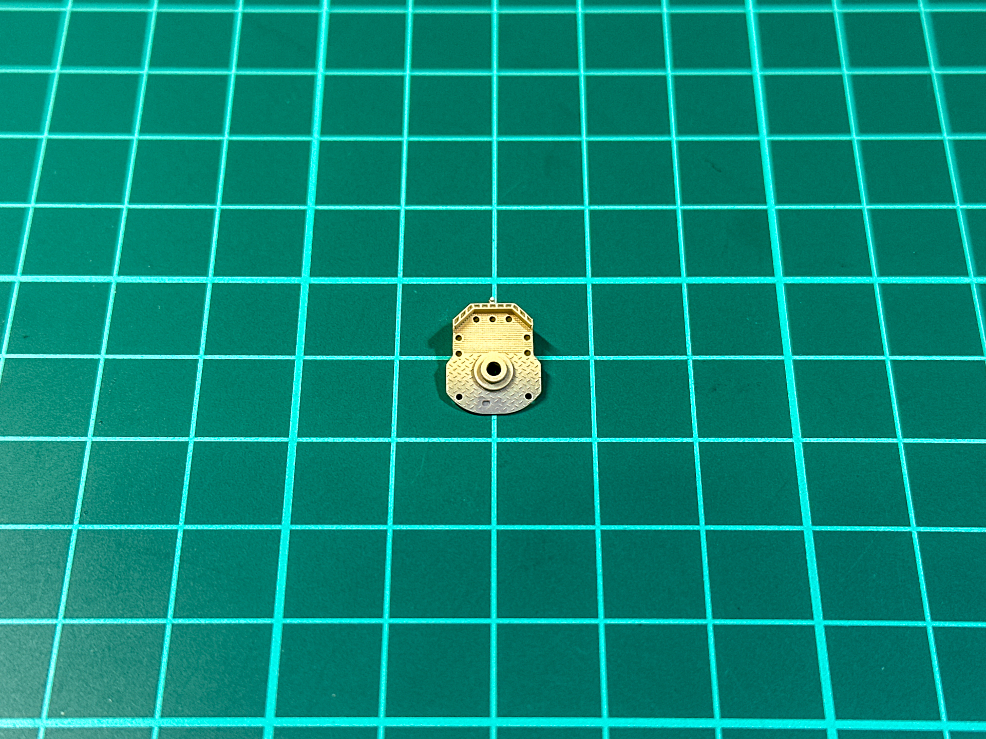 板張りの床面は明るいベージュで塗装しました。