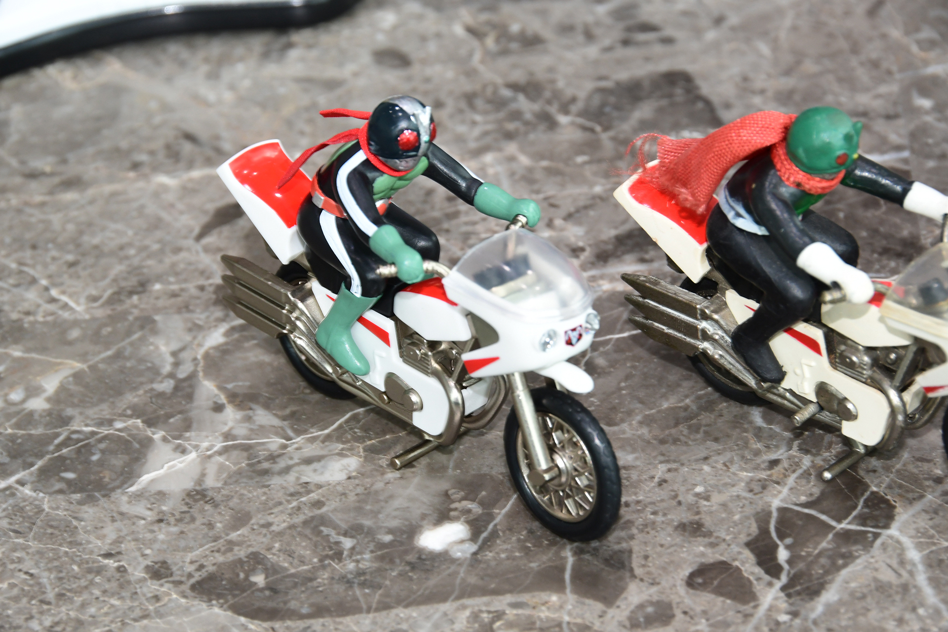 「ポピニカ サイクロン号（仮面ライダー2号）」は2026年12月発売予定。「ポピニカ サイクロン号（仮面ライダー1号/2号）」は2027年1月発売予定。価格は各9,900円