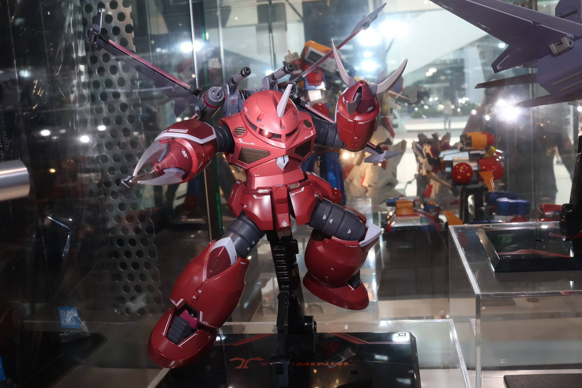 「METAL ROBOT魂 ＜SIDE MS＞ ズゴック（SEED FREEDOM Ver.）」。12月発送予定。価格は20,900円。プレミアムバンダイ販売商品