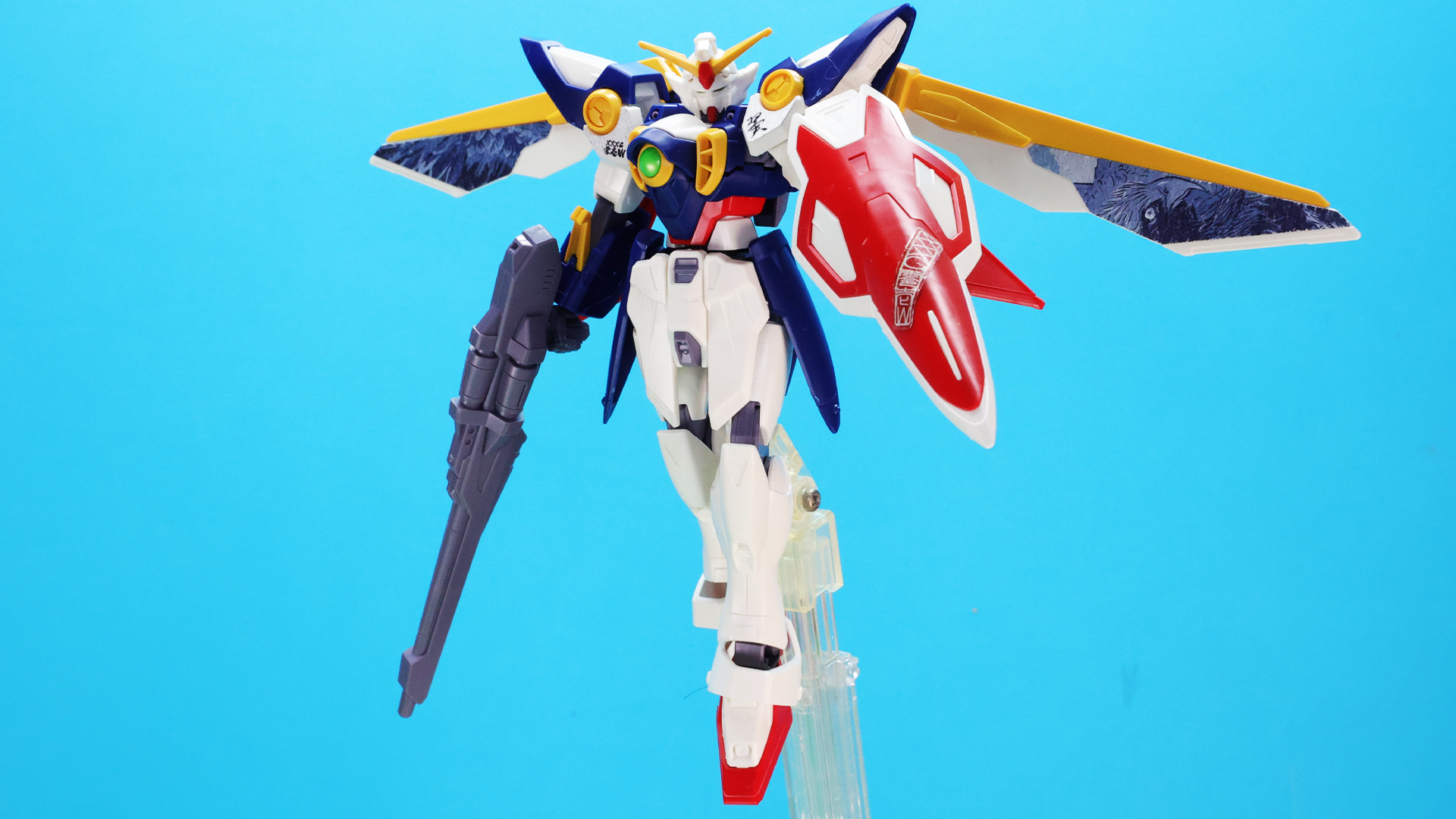 ウイングガンダムを見ていきましょう