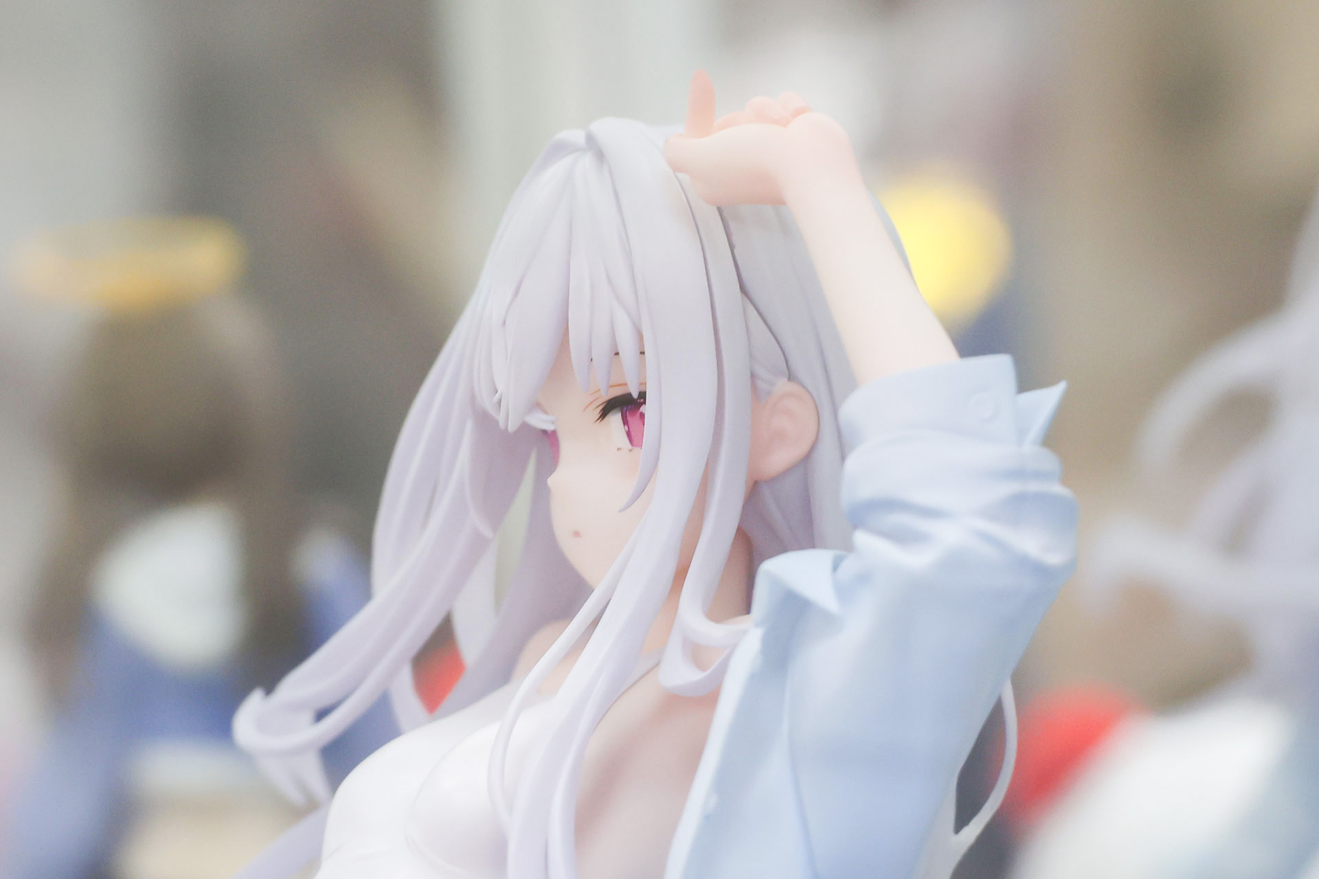 髪の造形も細かく作り込まれている