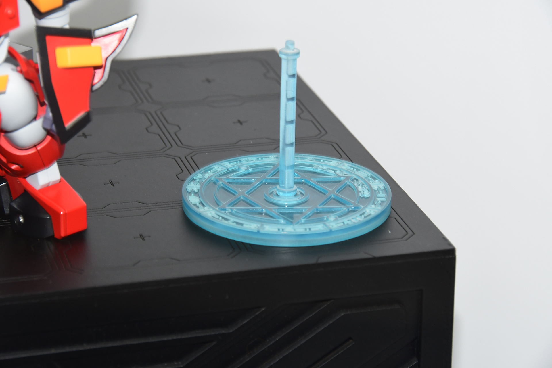 魔方陣型の台座