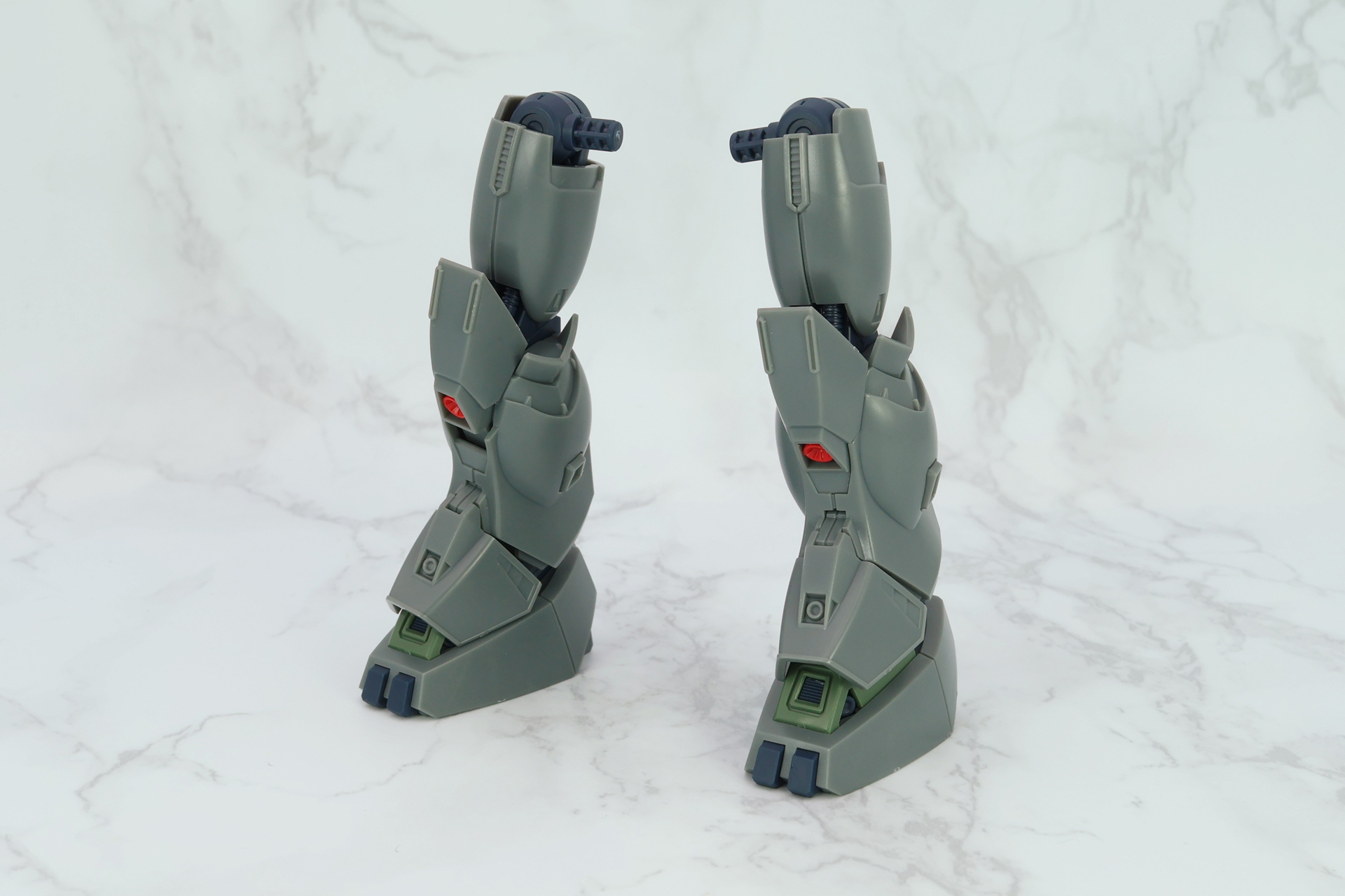 完成した両脚