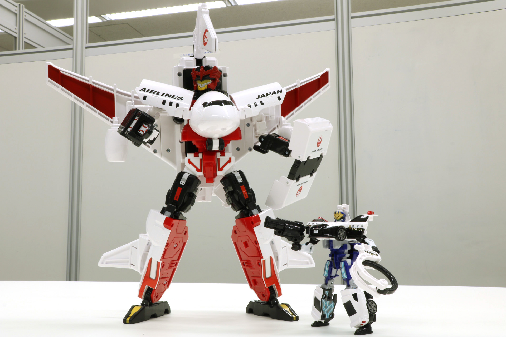 ポリスブレイバーと並べてディスプレイ