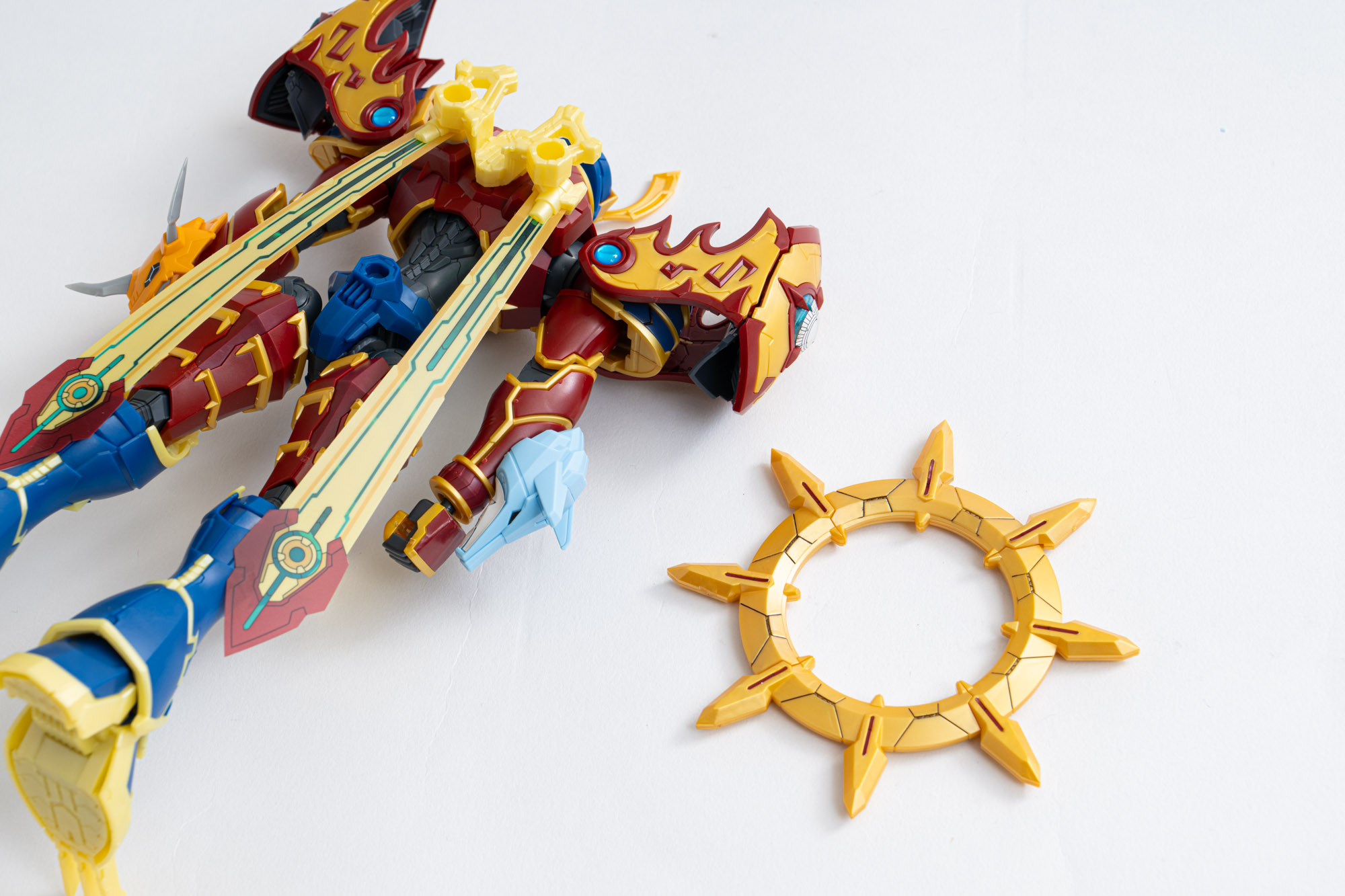 最後にスサノオモンのシンボルを組み合わせて完成。ゼロアームズ:オロチ完成後に詳細を見ていく。