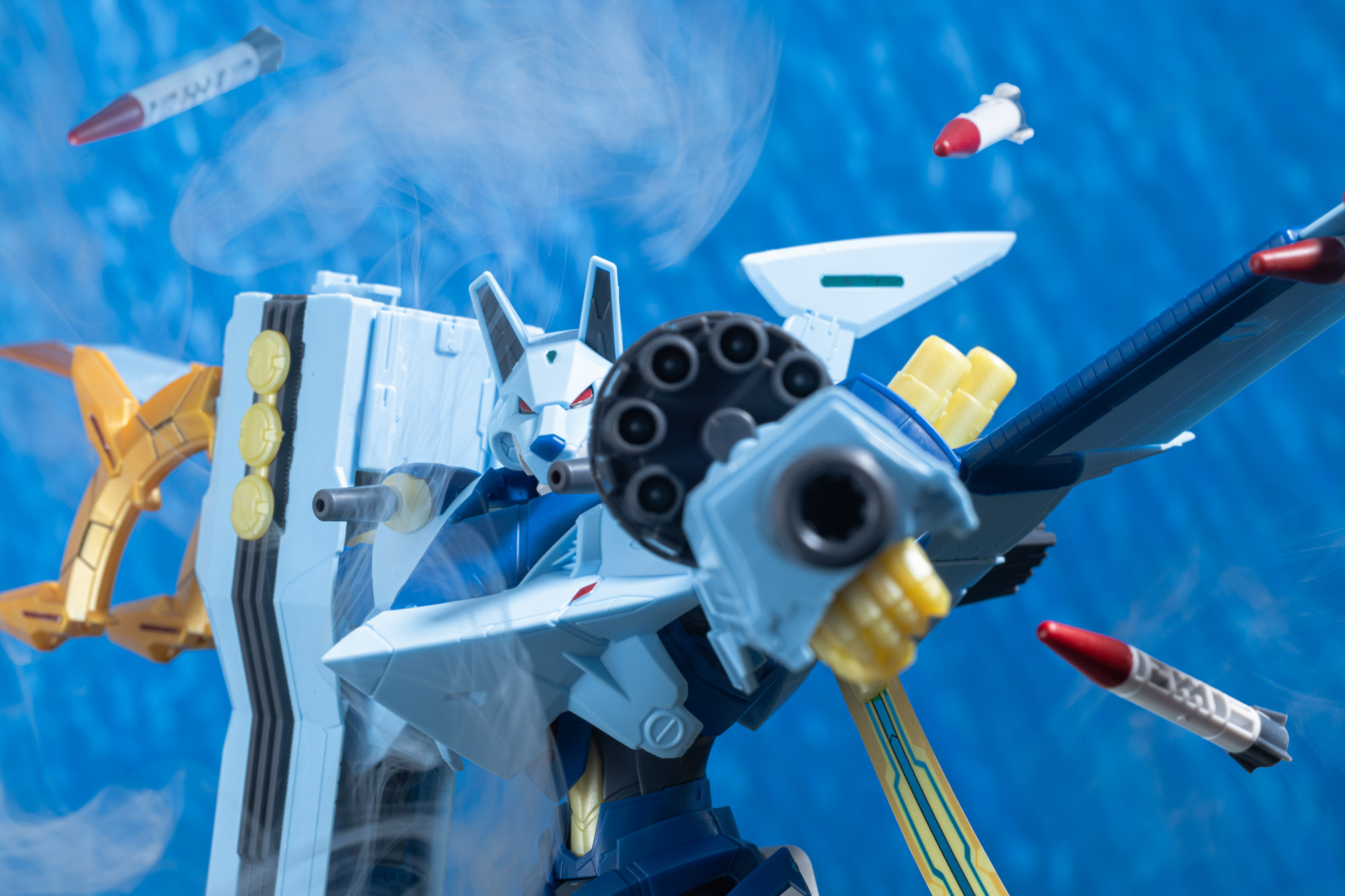 TVアニメ『デジモンフロンティア』から「Figure-rise Standard Amplified マグナガルルモン」がプラモデル化。