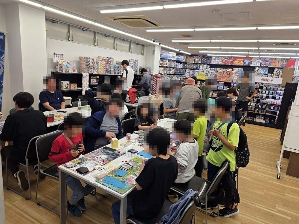 対戦スペースはガンプラ組立体験会など、イベントスペースとしても活用できる