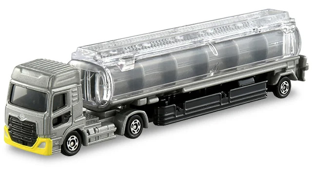 No.136 UDトラックス クオン タンクローリー