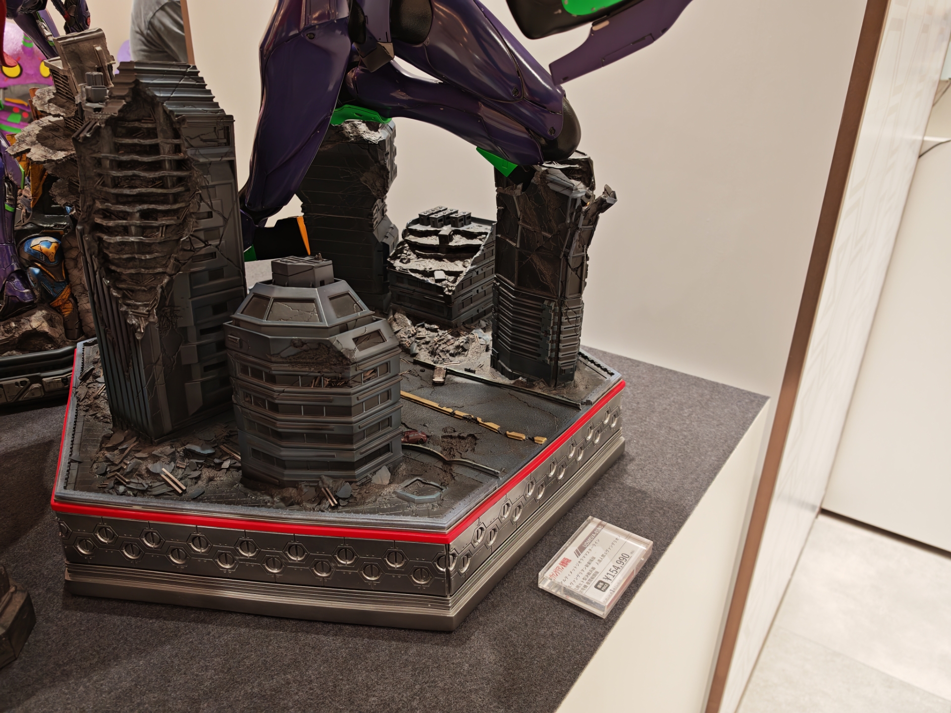 「アルティメットジオラママスターライン ヱヴァンゲリヲン新劇場版 エヴァンゲリオン第13号機 (Concept By Josh Nizzi) DX版」