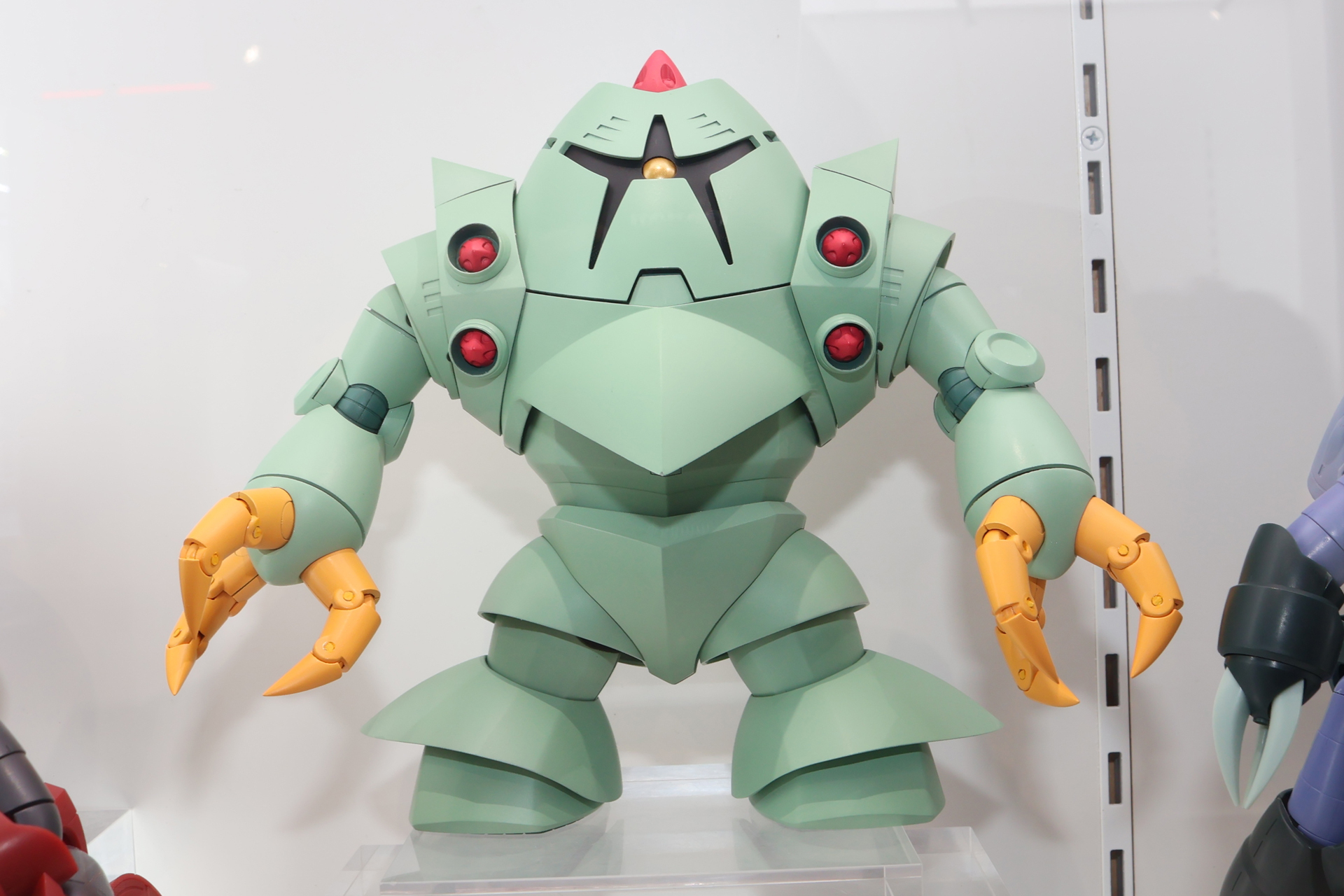 「ROBOT魂 ＜SIDE MS＞ MSM-10 ゾック ver. A.N.I.M.E.」。2027年3月発送予定。価格は15,400円。プレミアムバンダイ販売商品