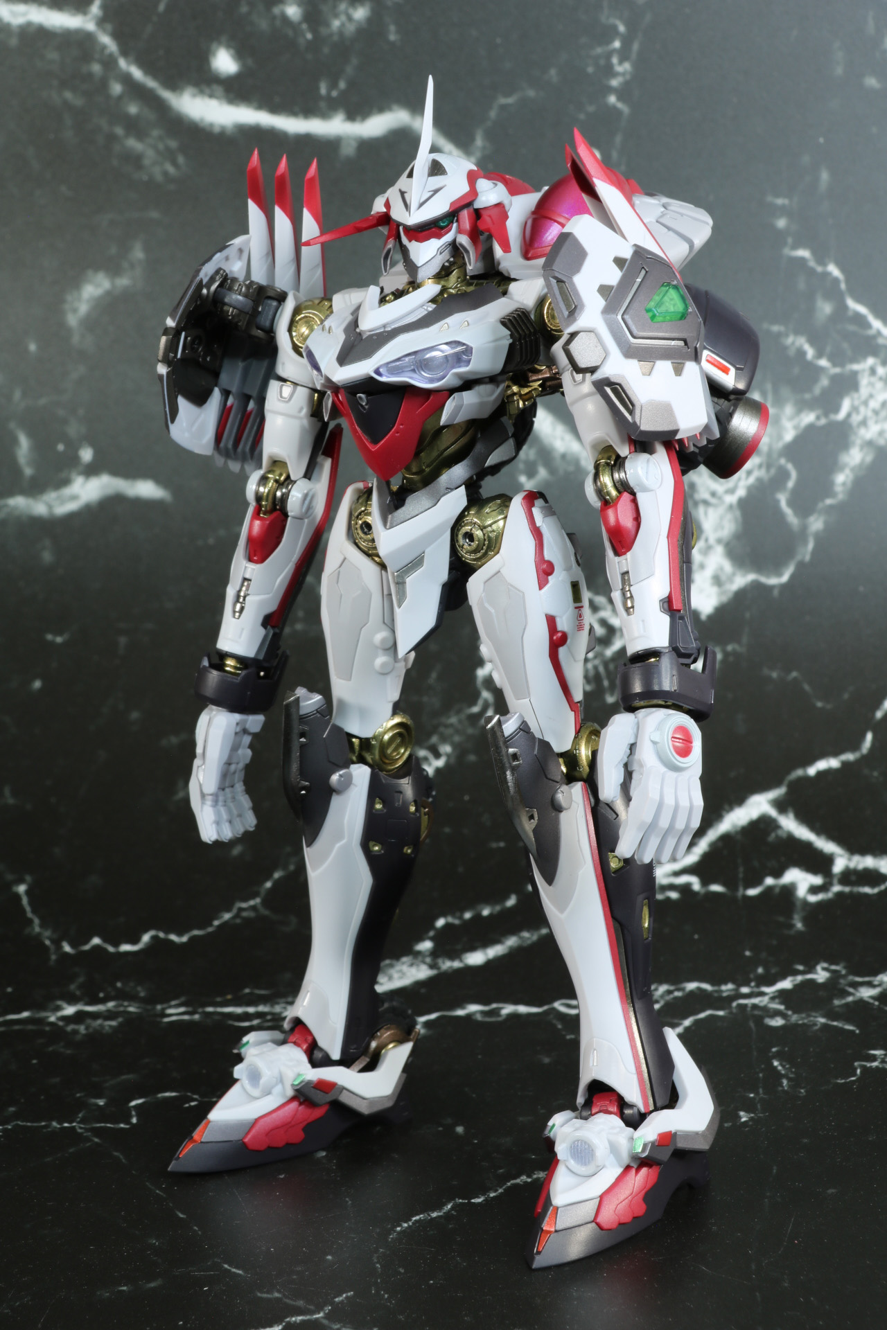 「METAL BUILD ニルヴァーシュ type ZERO RS」本体