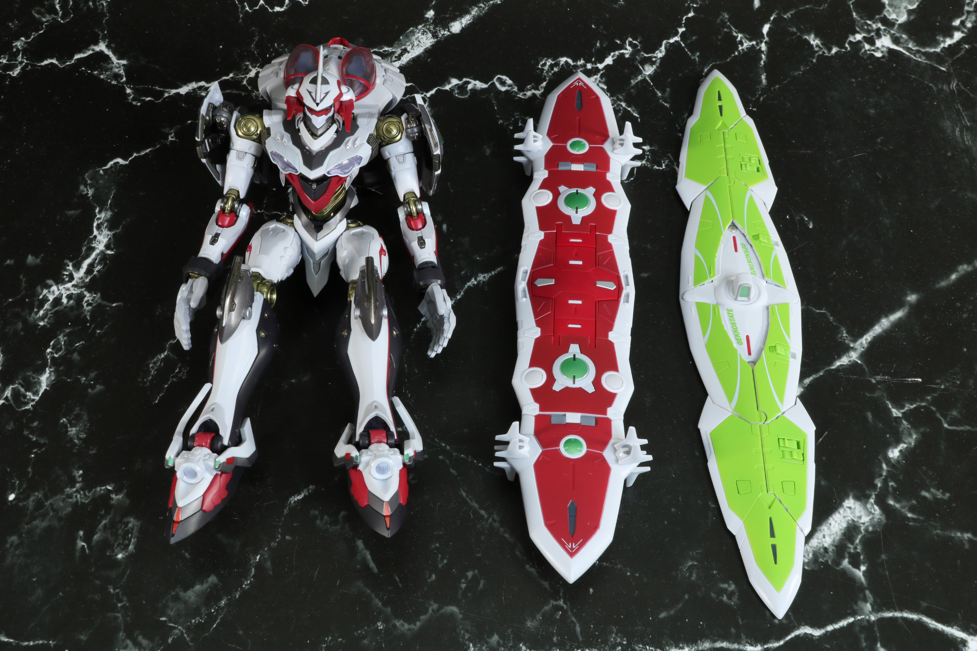 フィギュア本体、リフボード×2