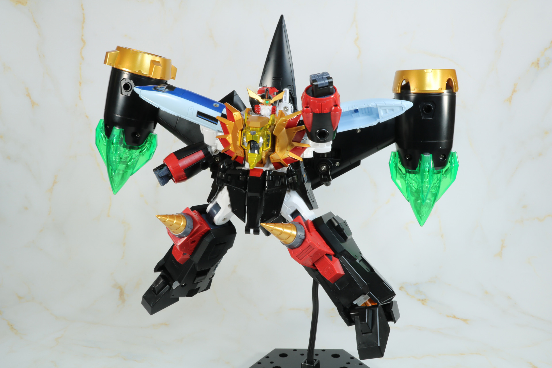 ※ダイソーのディスプレイスタンドは別売りです