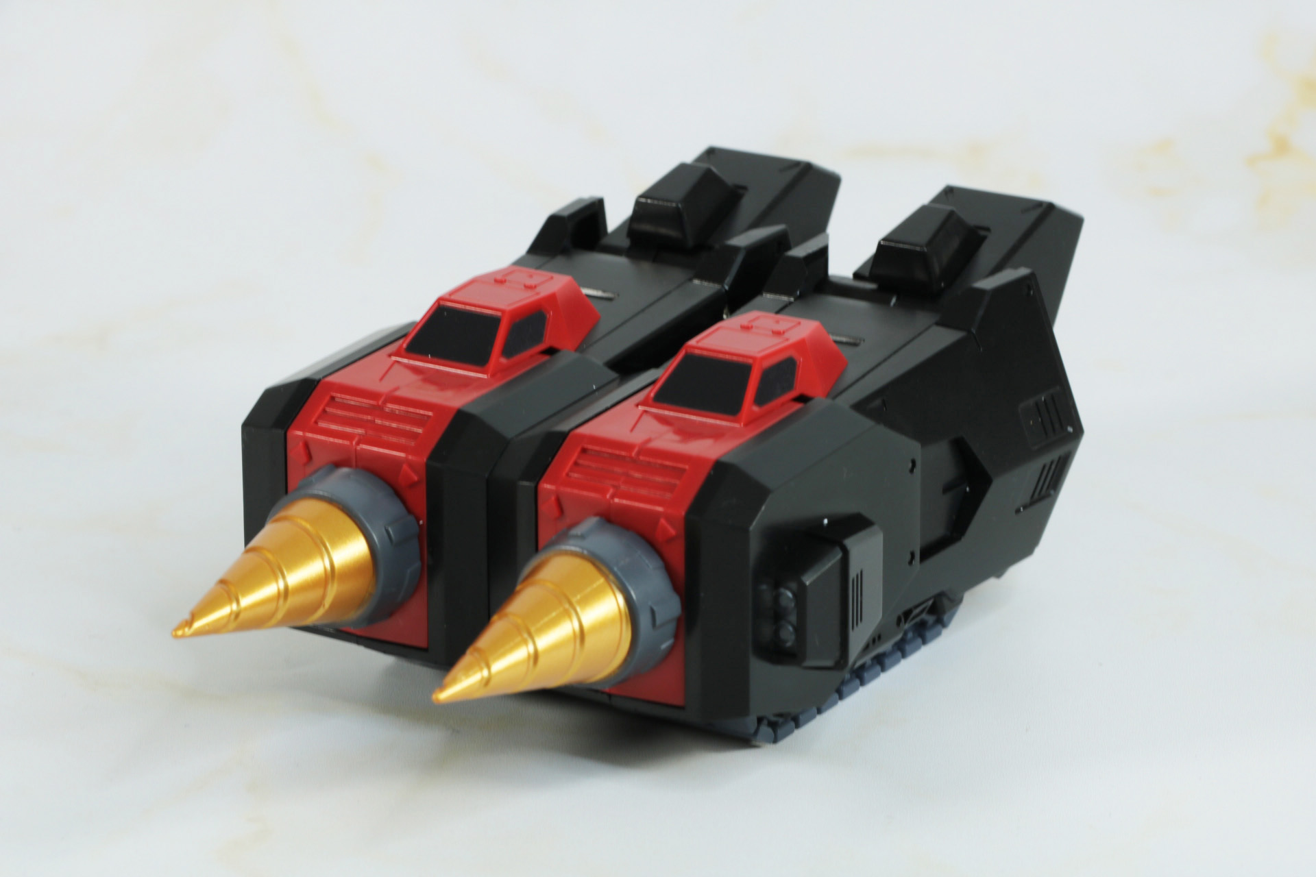 ドリルを装備した重戦車「ドリルガオー」