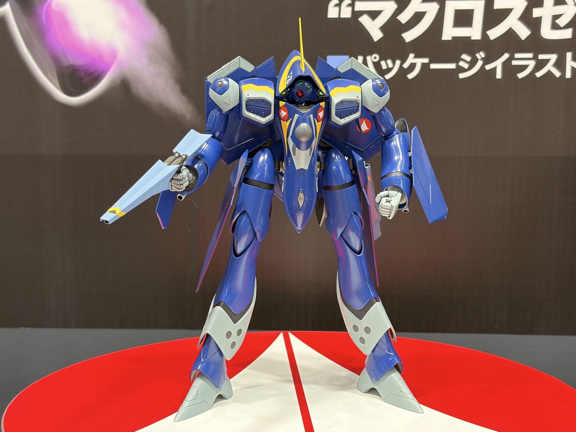 YF-21 バトロイド “マクロスプラス”