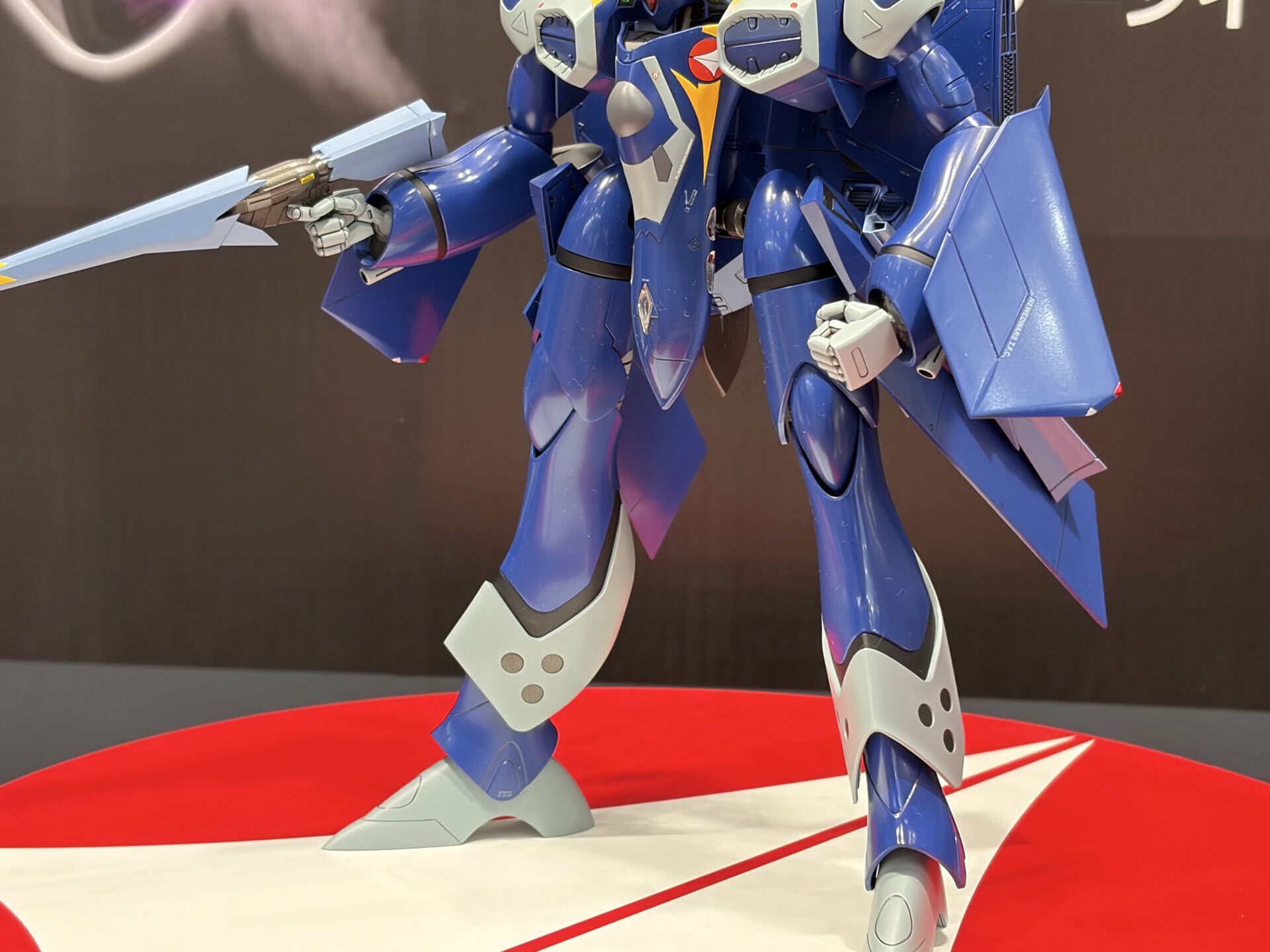 YF-21 バトロイド “マクロスプラス”