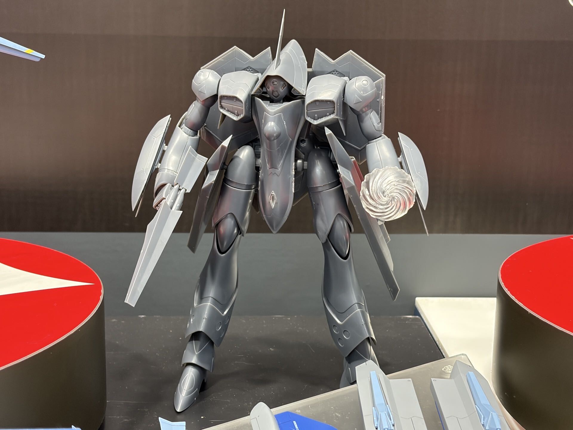 YF-21 バトロイド “マクロスプラス”