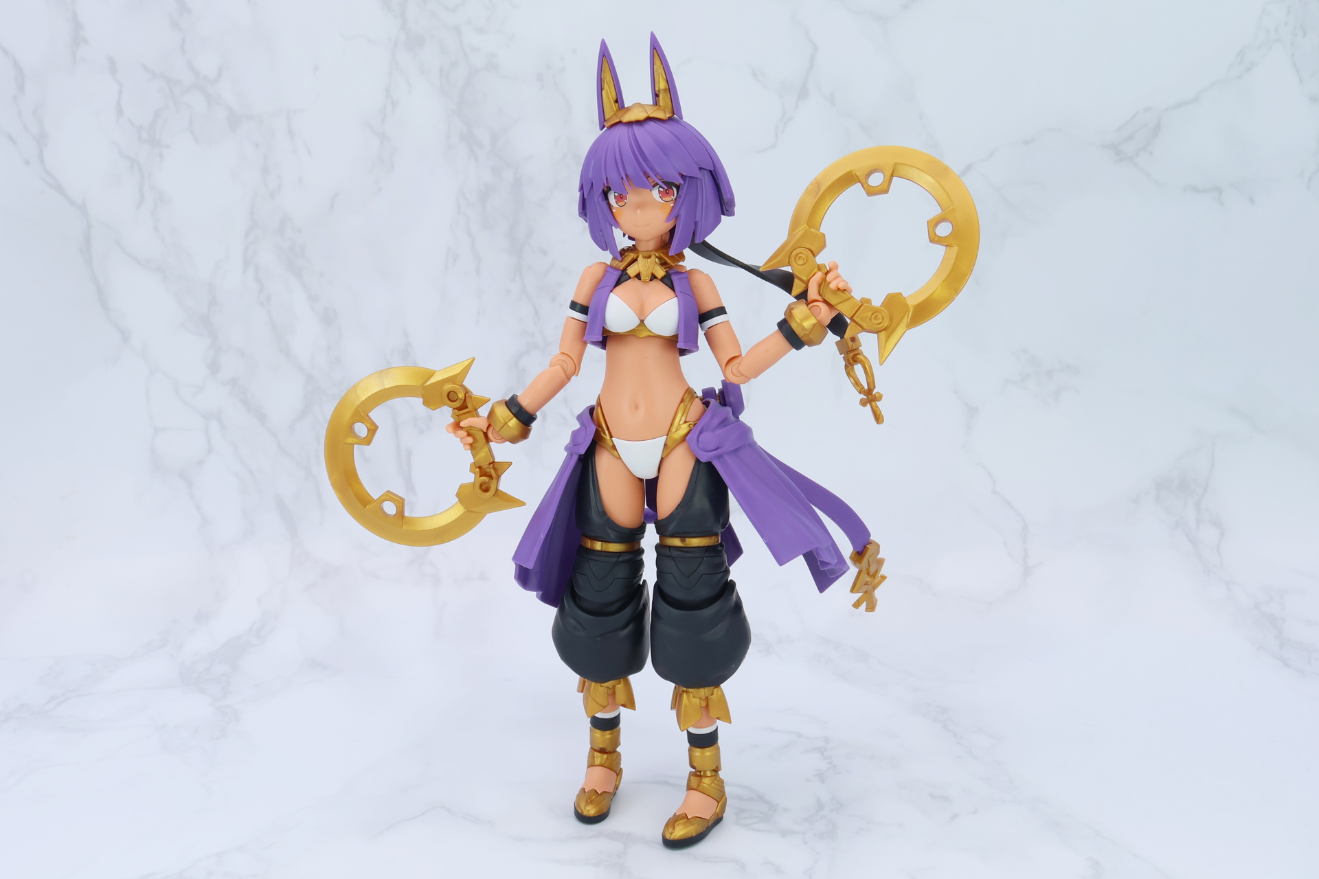 「30MS SIS-E00 ミャスティ[カラーC]」。10月24日発売。価格は2,750円。本稿の作例では別売りの「アクションベース6 [クリアカラー]」も使用している