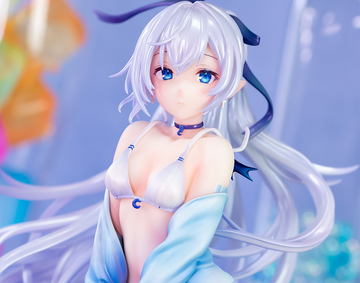 ちょっと破けたタイツもセクシー！ イラストレーター・ミモザ氏
