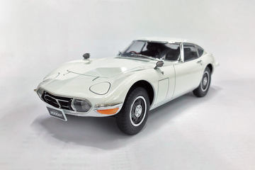 1/10スケール　2000GT 【最終値下げ】 ディアゴスティーニより「トヨタ2000GT」を1/10で再現した完成品