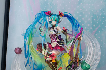 美樹本晴彦氏のイラストをもとに立体化したフィギュア「初音ミク