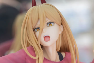 【最安値】　マキマ　パワー、フィギュア チェンソーマン】1/7『マキマ』フィギュア【あみあみ×AMAKUNI