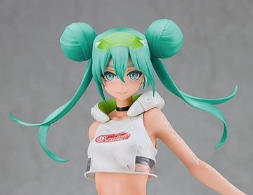 フリュー、「初音ミク 科技魔法ver. 1/7スケールフィギュア