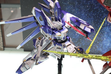 歩くだけでガシャができる！ カプセル型液晶トイ「ムゲン