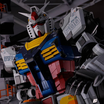 全高約370mm、お値段99,000円！ 「DX超合金 GUNDAM FACTORY