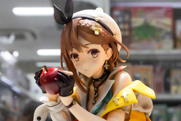 【新品未開封】ライザフィギュア４種 WF2024S】『ライザのアトリエ2』ライザリン・シュタウトの水着姿
