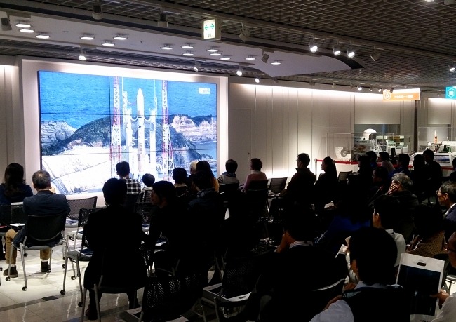 M's Squareの過去のパブリックビューイングの様子