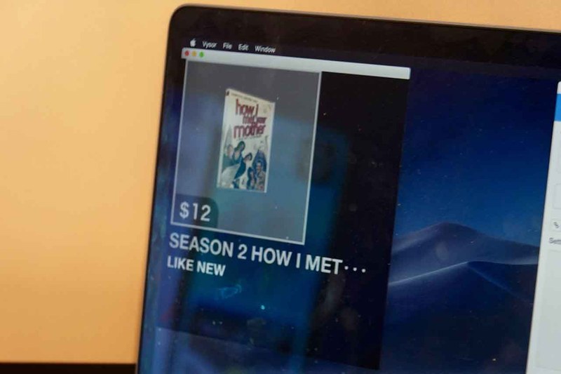 実物を認識して、3Dモデルの商品データと販売価格などを表示。写真はMacの画面上だが、実際にはVuzix Bladeのディスプレイを介し、現実内に表示される