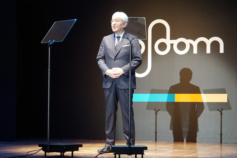 たばこ事業本部長 岩井睦雄氏