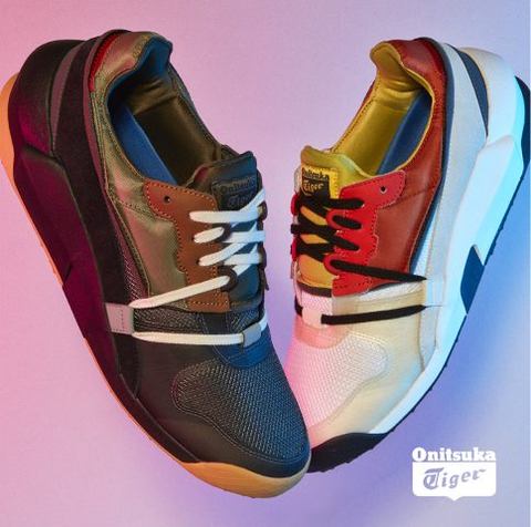 オニツカタイガー、シューズの上にシューズが乗っているような