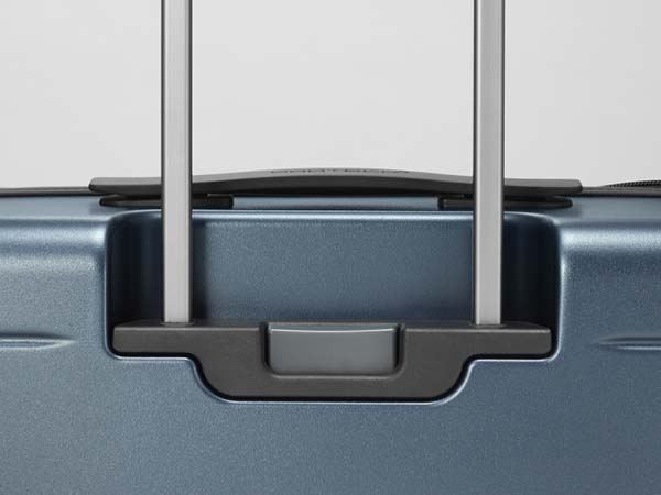 キャスターストッパーのスイッチ