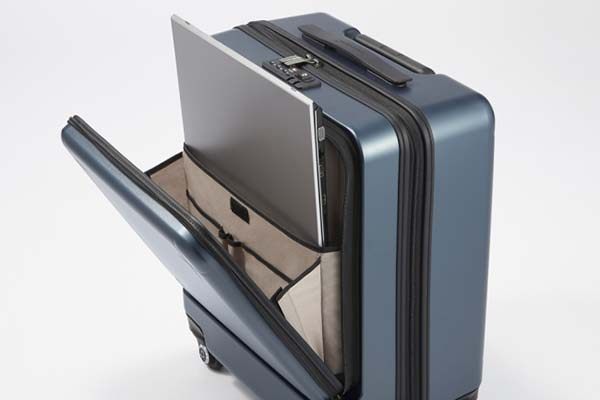 フロントオープンポケット