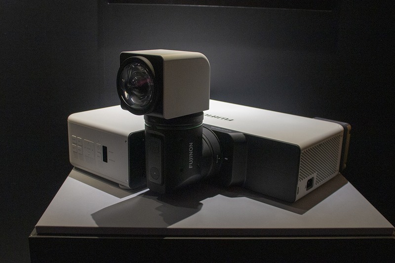 「FP-Z5000」。写真は今夏発売予定のWHITE