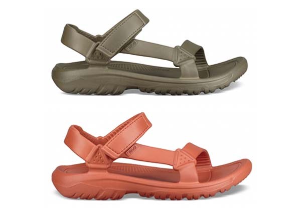 上「Hurricane Drift(Burnt Olive-Mens)」、下「Hurricane Drift(Mango-Womens)」